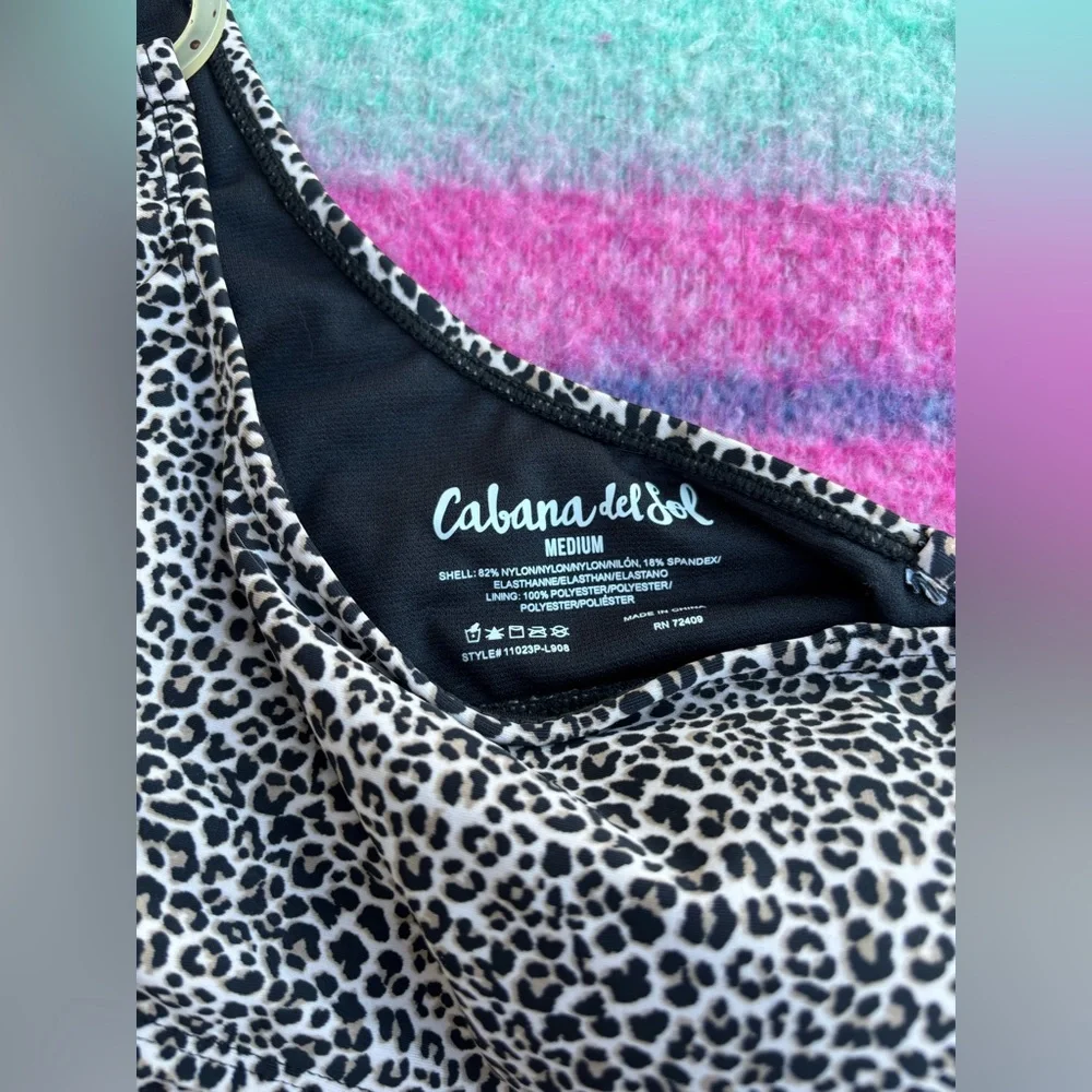 NWT‎ Cabana del sol cheetah leopard print swimsuit